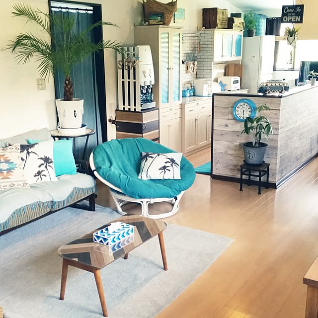 狭い部屋でも楽しめるリゾート風インテリアコーディネートa.flat 風が運ぶ、自然の贈りもの - 目黒通り・新宿・大阪梅田 グランフロント北館