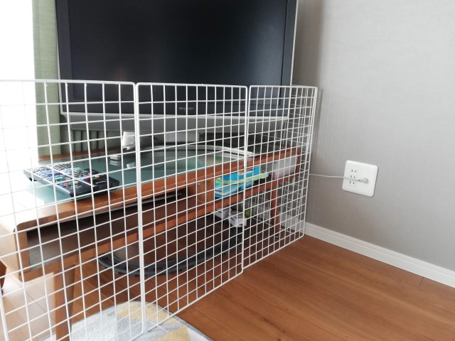 100均のワイヤーネットでキッチン収納のお悩みを解決！ - 株式会社ワッツ