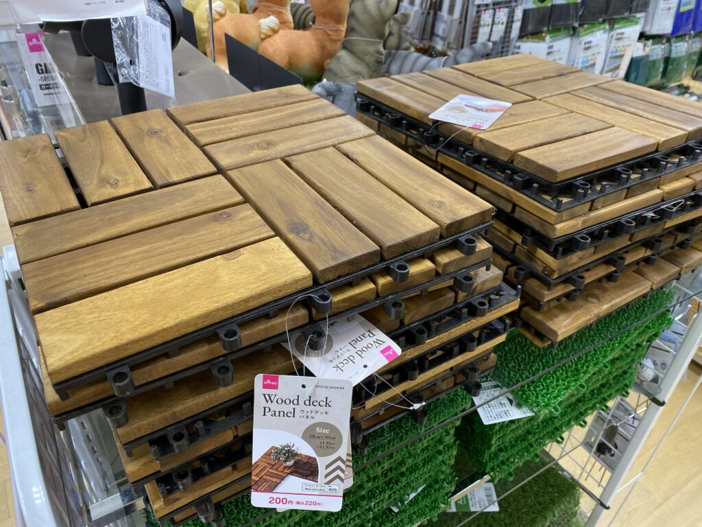 100均 メッシュパネルの店別サイズ一覧＆収納術！キッチンや壁掛けなどアイデア多数！ YOTSUBA よつば