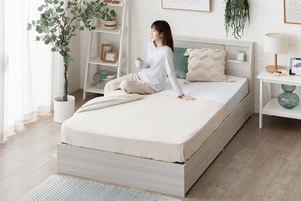 窓際だけじゃない！ワンルームでもベッド配置を思いのままに