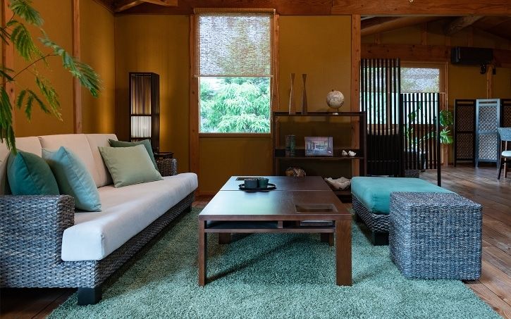 大人気の古民家風DIYインテリア&山荘住宅空間をチェックフリーダムな暮らし