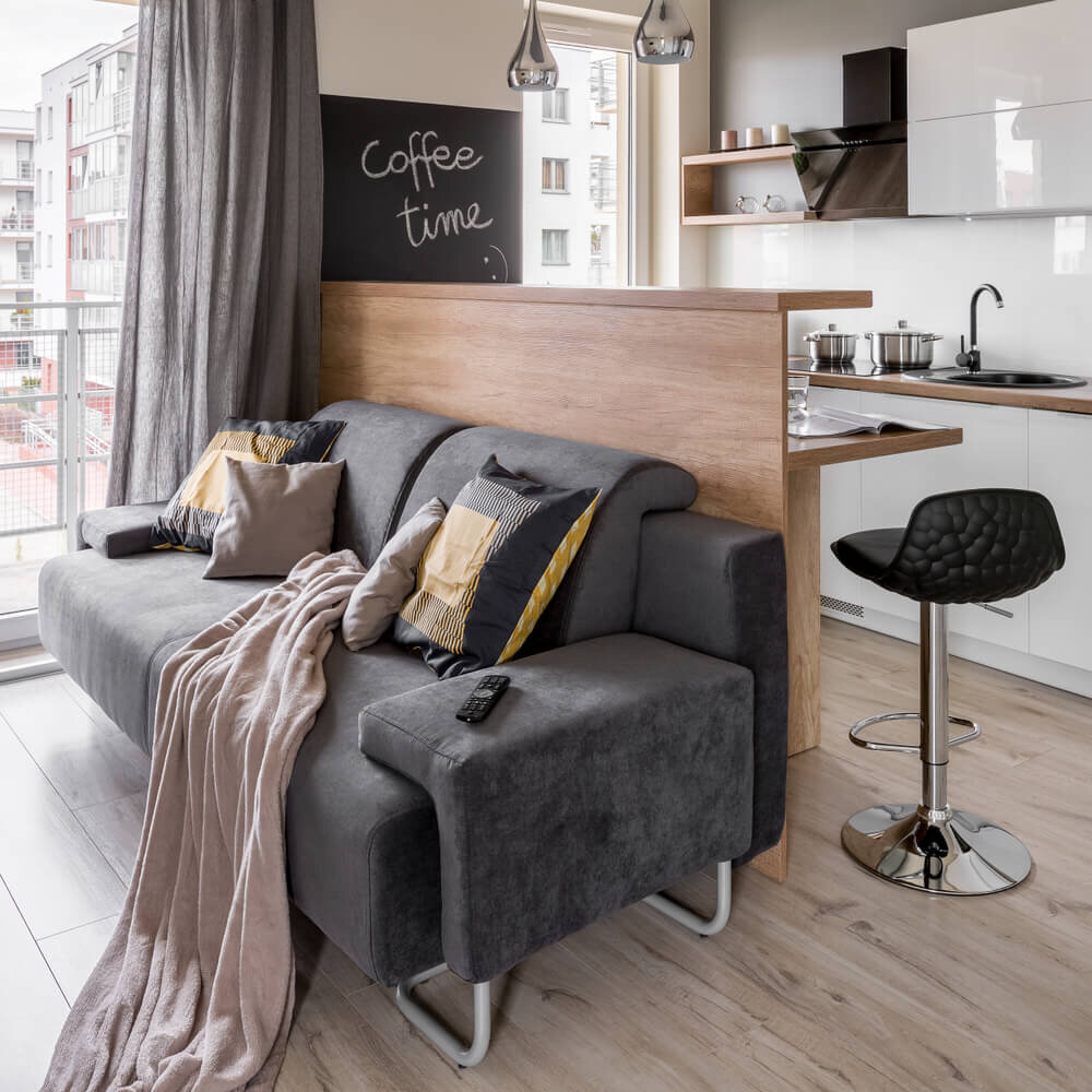 正方形ワンルームのレイアウト、物が多いオタクがすっきり暮らすコツは？ビル・土地の記事メディア