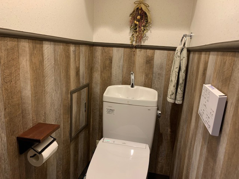 画像に含まれている可能性があるもの:室内