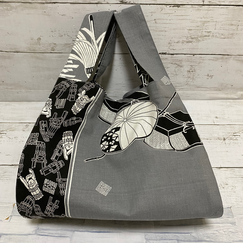 浴衣の生地で エコバッグ . 自画自賛 可愛い .浴衣ゆかたyukata浴衣リメイク浴衣リメイクバッグ着物着物リメイク着物リメイクバッグ着物リメイク小物ハンドメイドハンドメイド雑貨みなみえみにエコバッグエコバッグ作りecobagecobags