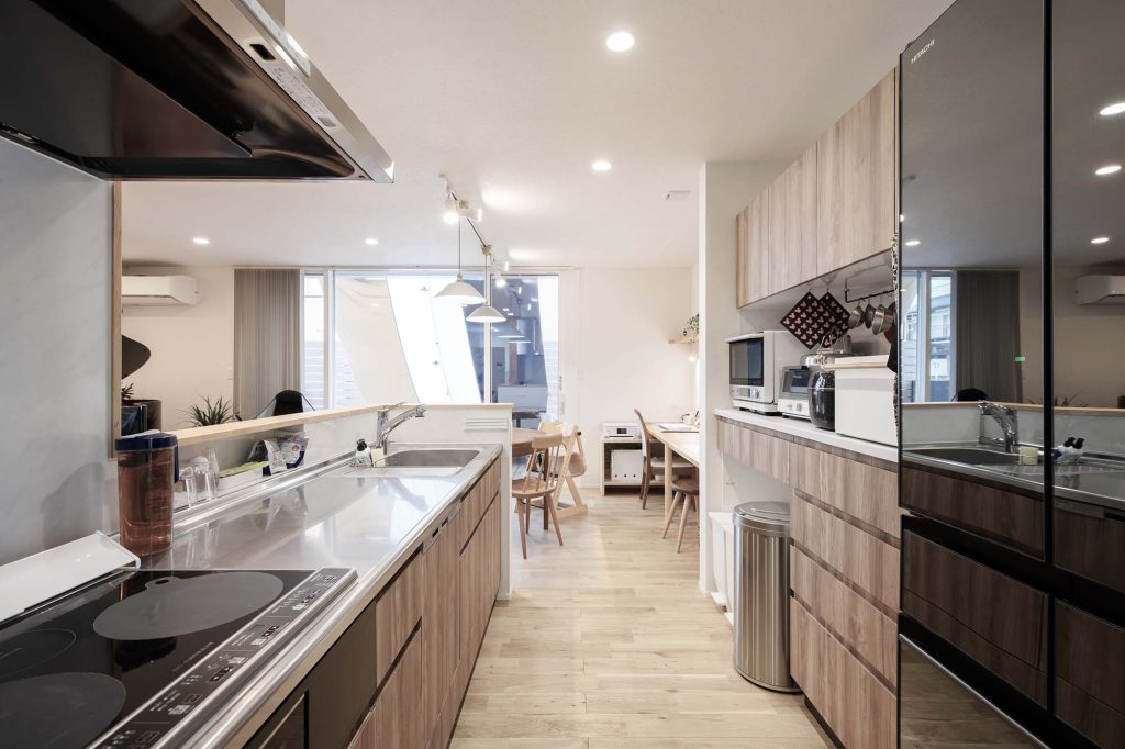 対面キッチンカウンター。手元が隠せるシンク前の「立ち上がり」「腰壁」の高さに、少し後悔 の理由家のこと。-todayhahaのブログ