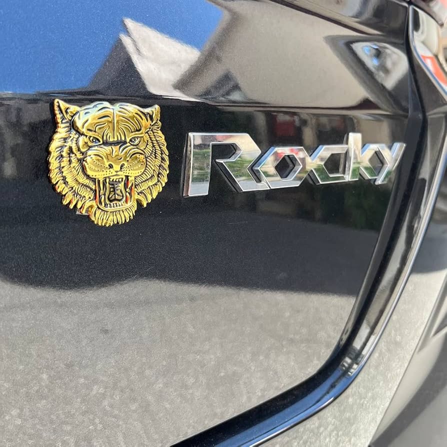 100年に一度の大変革期、プジョーは新しいエンブレムを掲げますWEB BLEUウェブ ブループジョー公式サイト