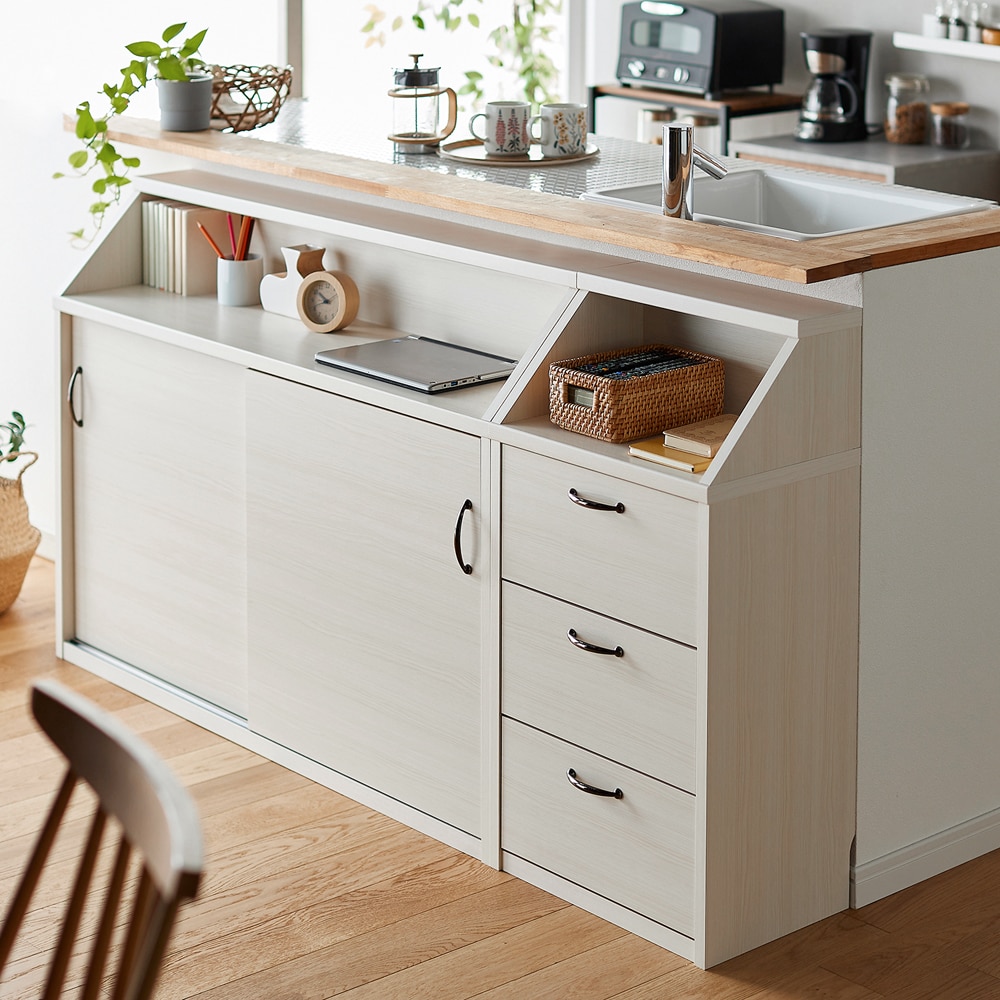 ニトリ 人気のキッチン整理収納用品「吊戸棚ストッカー」「コロ付きストッカー」がフチなし形状にリニューアル！株式会社ニトリ ホールディングスのプレスリリース