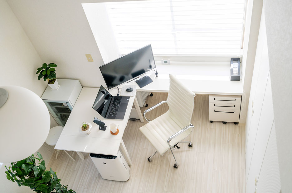 レイアウト公開 書斎「1.5畳」は狭い？実際に使ってみた分かったこと - 平つく