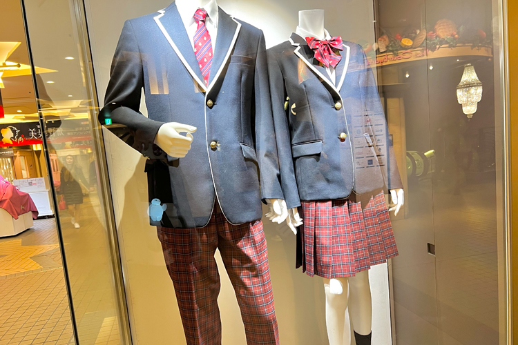 東京・原宿】JK制服レンタル☆原宿駅から徒歩2分！手ぶらOK＜友達・カップルにおすすめ♪＞ | アクティビティジャパン