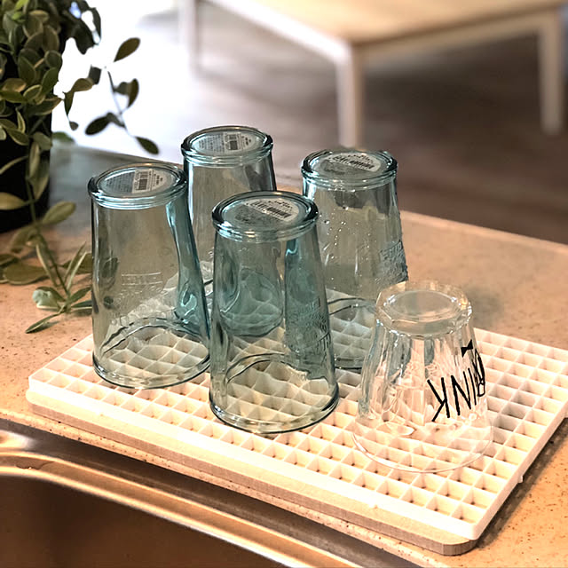 セリアで買ったコレ使い勝手が抜群です♡何にでもあうから持ってて損なし！コップみたいな食器TRILL トリル