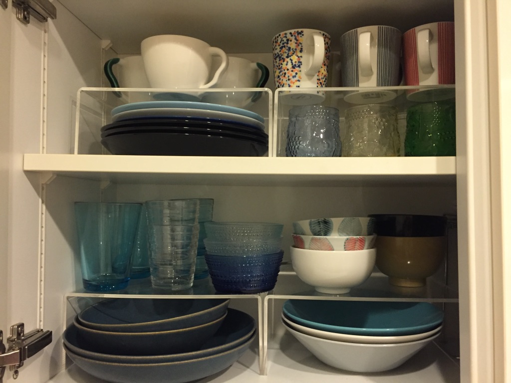 食器棚を捨てて代わりに買ったもの。使いやすさにこだわった「キッチン収納」のコツ 2023年収納部門3位ESSEonline エッセ オンライン