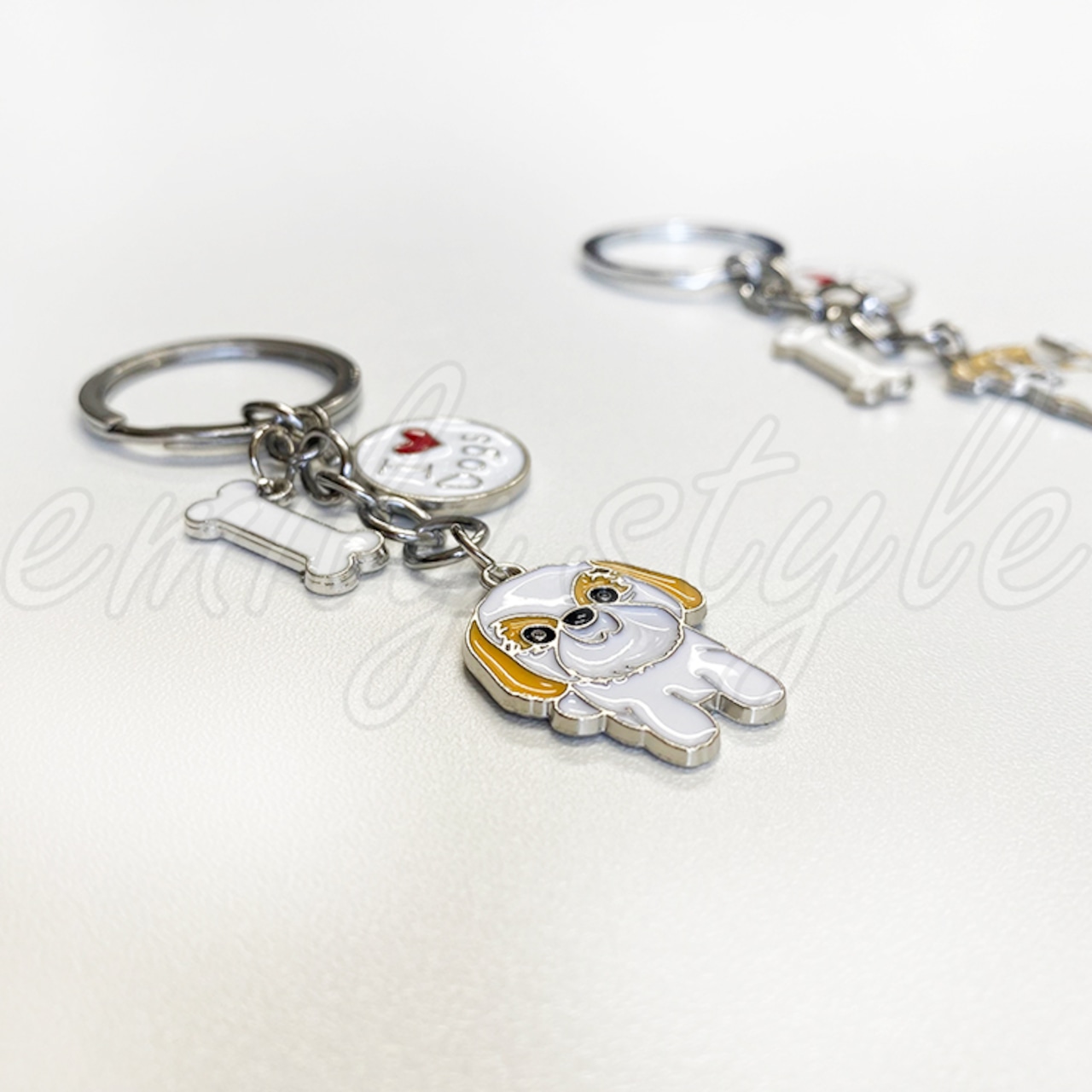 熊よけ 鈴 キーホルダー ストラップ 真鍮 厚手 リング チェーン 風鈴 ドアベル ルームミラー アクセサリー おしゃれ シンプル レトロ チャイナ風赤 ギフト アウトドア ハイキング 登山 ルームミラー用 アクセサリー 風鈴 ☆紅葉☆ その他アクセサリー 🦮ストラップと