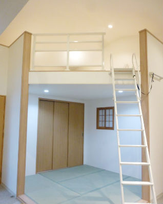 ロフト階段 ZEN ゼン 施工例 京都 株式会社 ピラミッド 大阪府住まいのオーダーメード館403