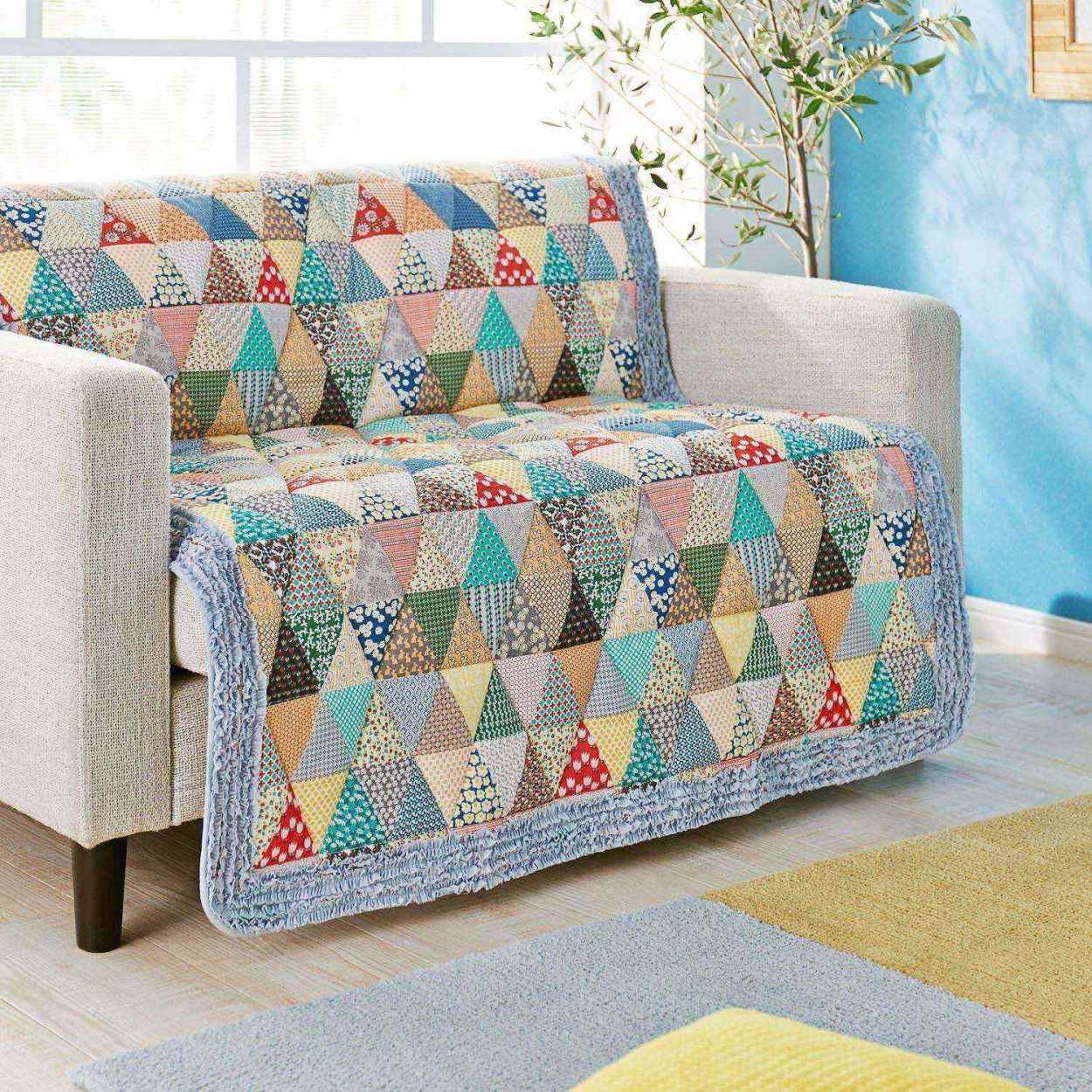 爽やかでシンプル☆ズレない簡単ソファーカバーハンドメイドの作り方・アイデア暮らしニスタ