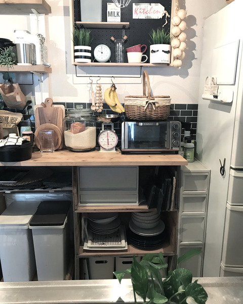 ダイソーのキッチン収納グッズ特集。100均でも優秀な片付け術を大公開folk