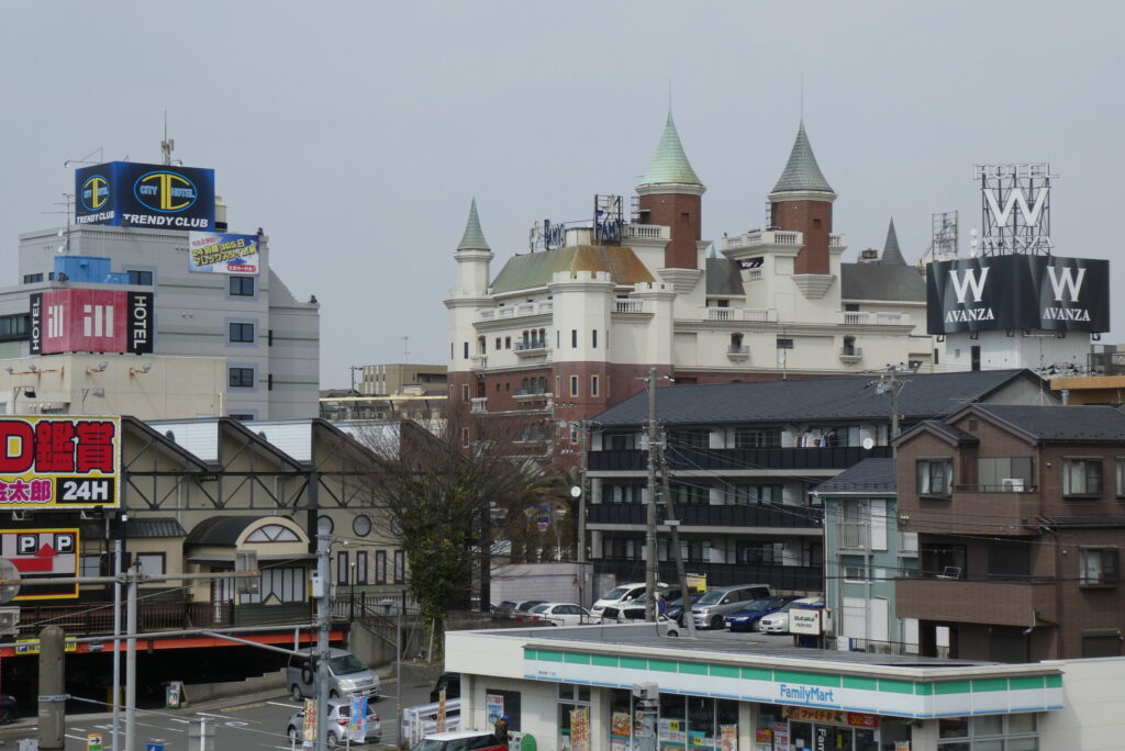 ホテルファミー | 千葉県幕張本郷のホテル