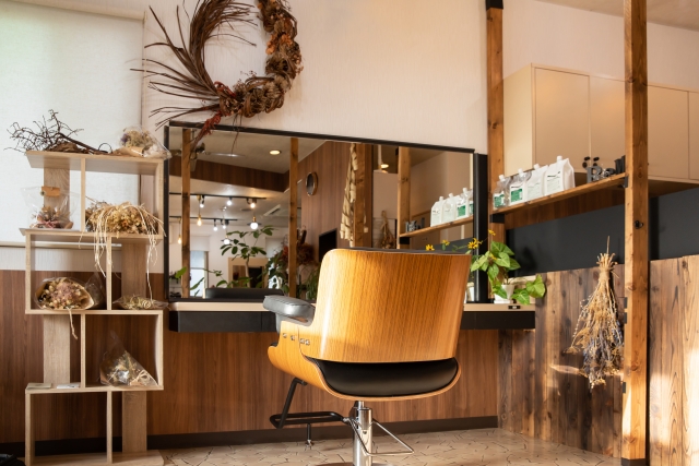美容室の内装費用を安く抑えるコツは「中古器具を探すこと」 - LARGO MAG