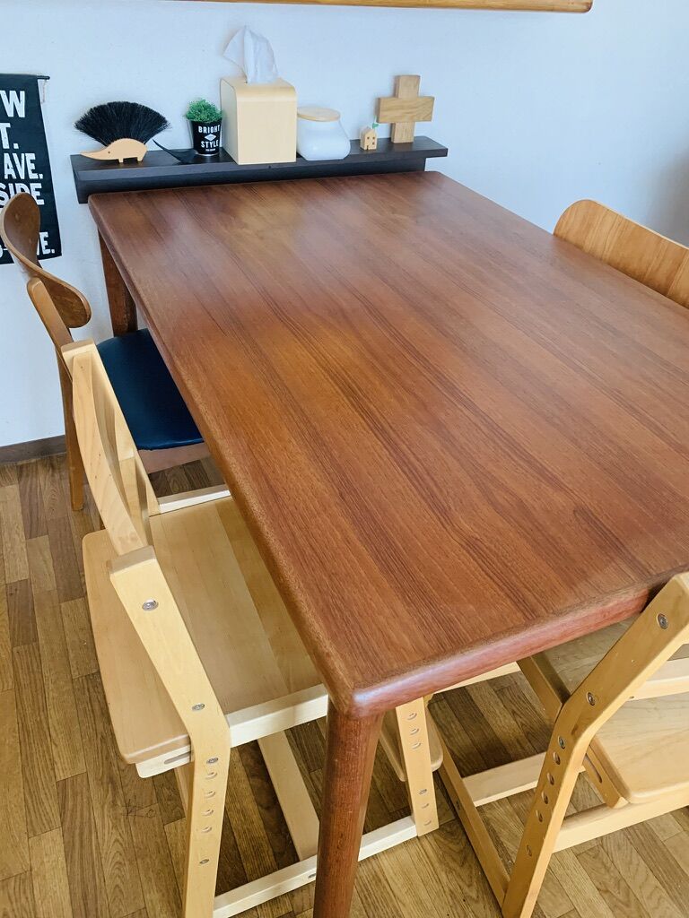 ダイニングテーブルを置かないレイアウト実例集！広々とした快適なリビングに！folk