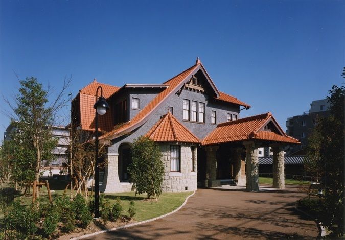 住宅 屋根 欧風調の瓦 オレンジ 写真素材5110573- フォトライブラリ