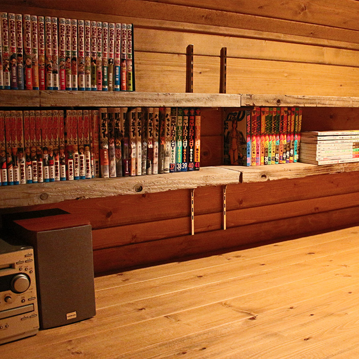 屋根裏収納 高さ７０ｃｍ幅４５〜５９ｃｍ奥行４６ｃｍ飾り収納 応接間ラック 幅1cm単位でオーダー 標準棚板シェルフ 屋根裏収納 収納 幅54 cm サイズ オーダー サイズオーダー収納PRO 幅1cm単位でオーダーメイド収納本棚・キャビネットサイズオーダー収納PRO