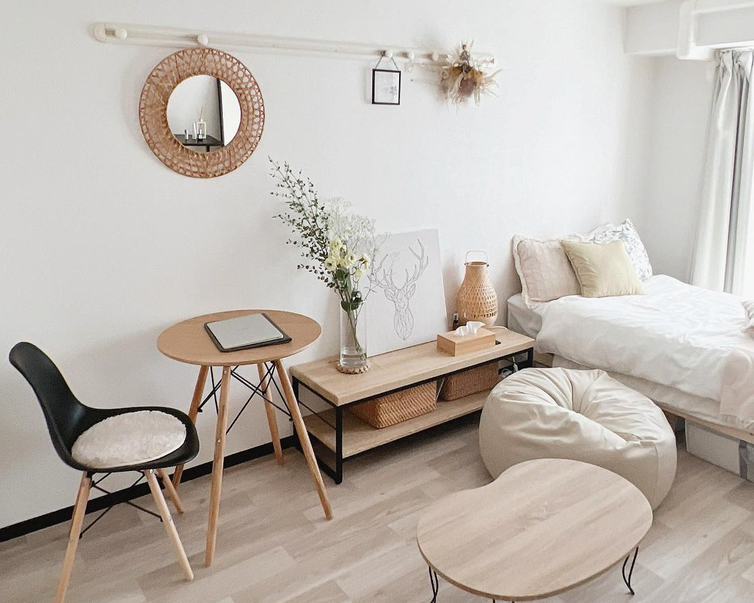 一人暮らしにダイニングテーブルは必要？メリットや選び方、配置のコツをご紹介暮らしのライフマガジン