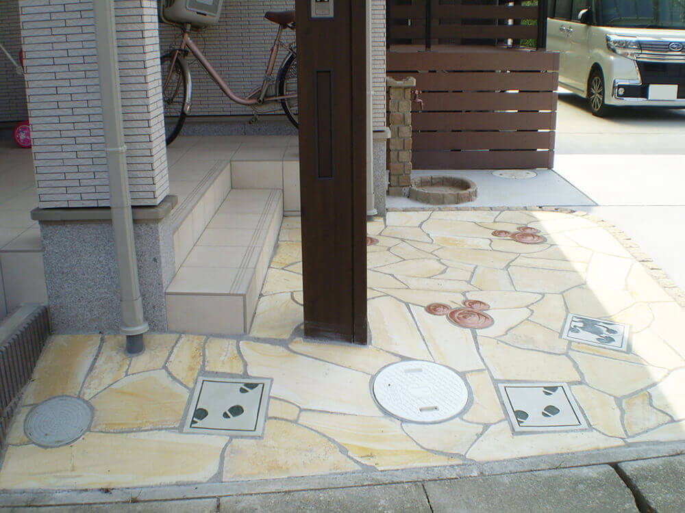 エスビック製品パエリアにミッキー！ 隠れミッキーの予定が隠れないミッキーに！酒井正樹園デザインエクステリアガーデンエクステリアガーデンエクステリア外構工事ガーデン工事デザイン外構リガーデン工事新築戸建外構工事新築外構工事北海道