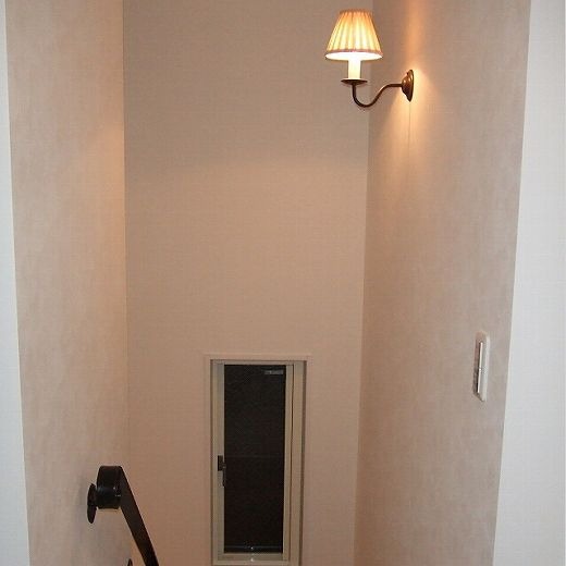 Amazonブラケット照明 照明おしゃれ 玄関照明 廊下 ブラケットライト階段 間接照明 壁取付照明 ステンドグラス壁掛けライト室内照明ブラケット北欧 壁掛けライト北欧 照明器具スーチル素材 照明レトロ カフェ風ライト１灯 角度調整可能ハローインテリブラケット