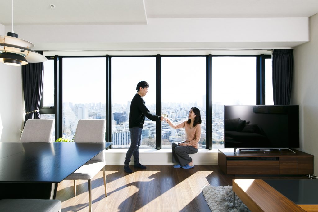 分譲マンションの窓ガラス修理料金は誰の負担？ - 窓 ガラス修理なら町のガラス修理・交換センターへ。川口市、草加市、蕨市、八潮市、三郷市、吉川市・戸田市が営業エリアです