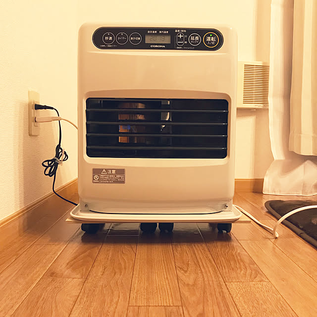 ダイソー角型花台キャスターを簡単DIYしただけで掃除が楽になった