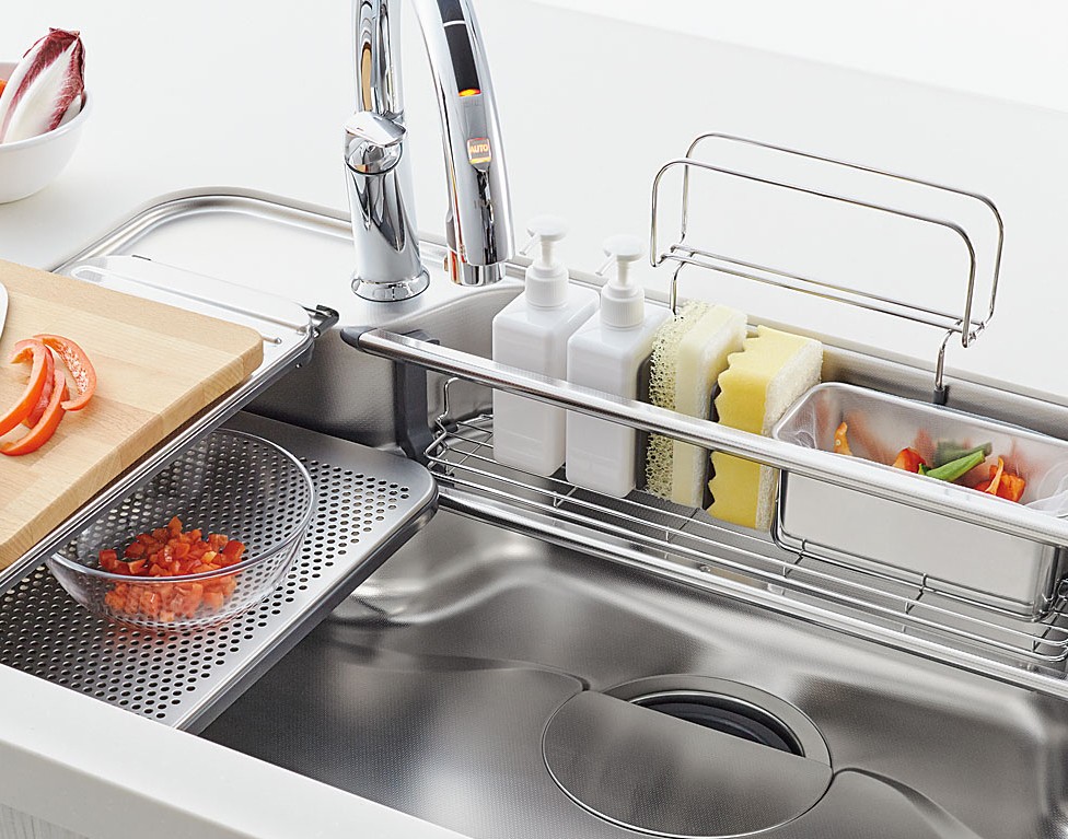 キッチンシンクの掃除方法を徹底解説！汚れの種類からキレイを保つポイントまで