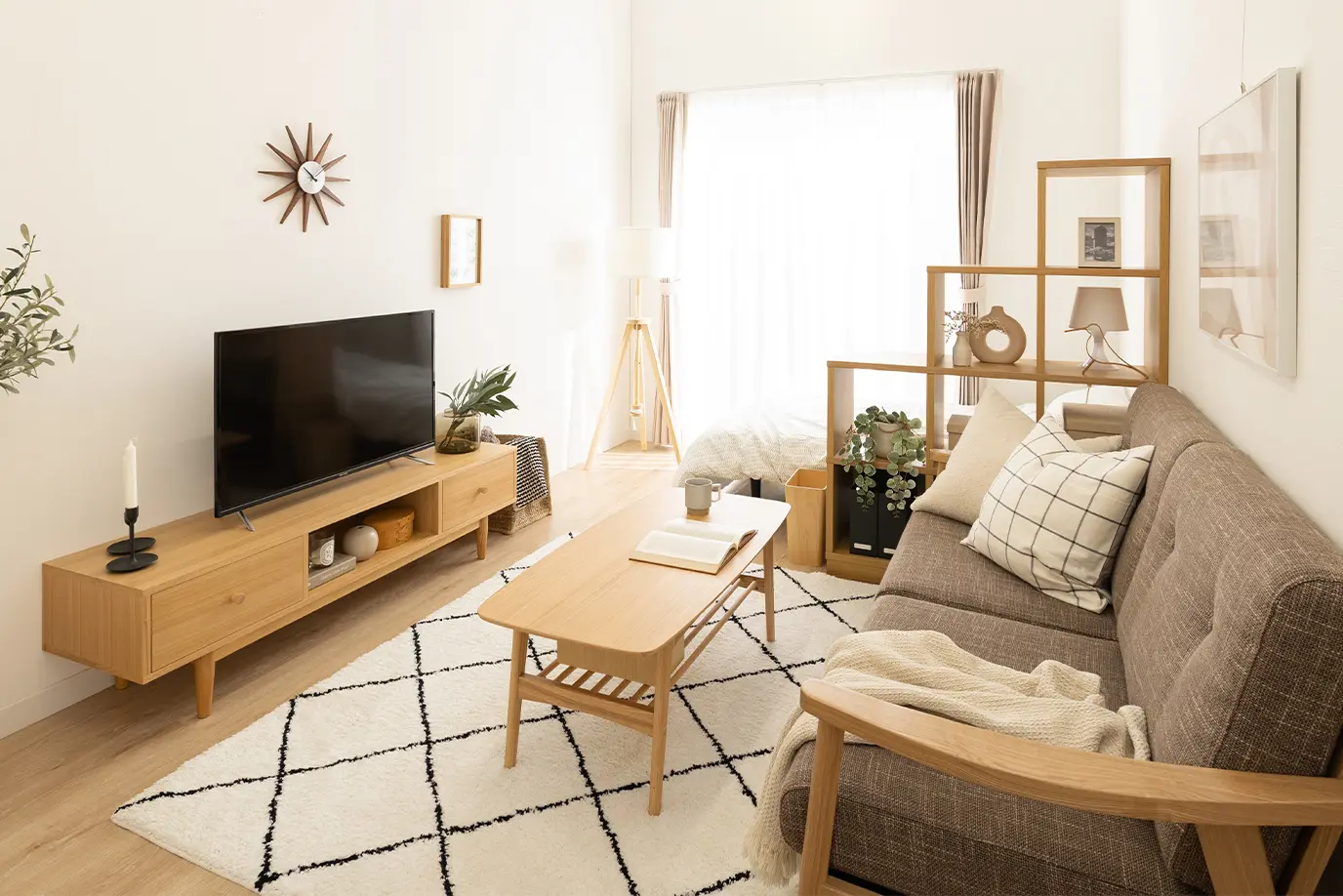 8畳の空間をどう使う？私や家族が笑顔で過ごすためのアイデア実例RoomClip mag暮らしとインテリアのwebマガジン