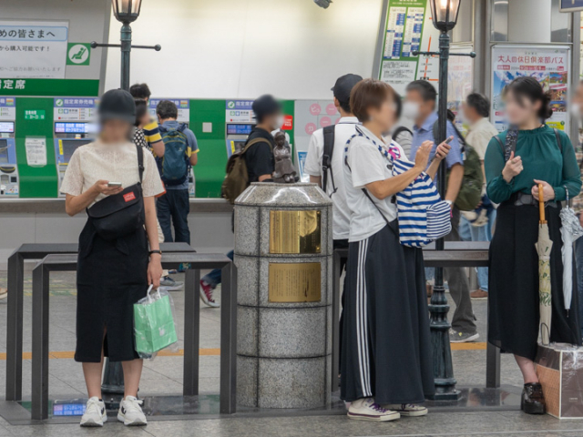 横浜駅の各出口（西口・東口・みなみ・きた）はどんなとこ？駅前広場・周辺の様子など案内 | ハマのくま横浜散歩