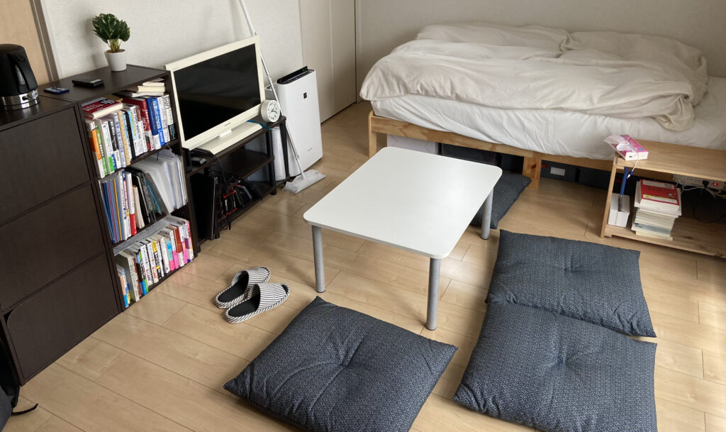 一人暮らし、ソファがなくても居心地の良い空間を作るには？goodroom journal