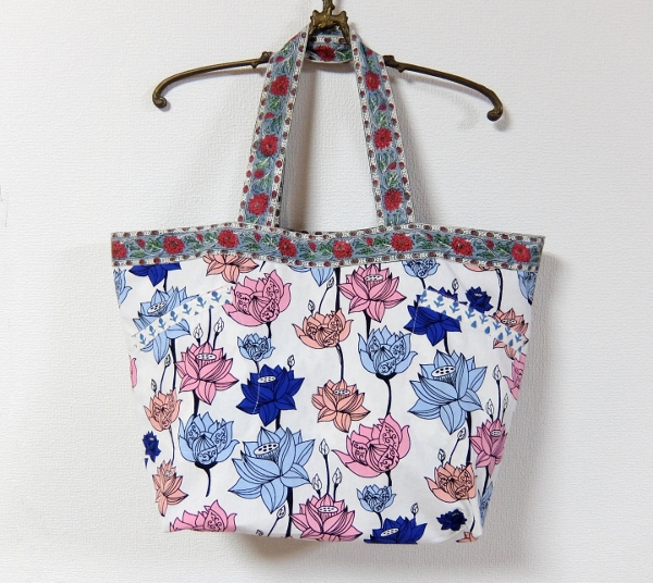 酒屋のエプロン 古布 の柿渋染めトートバッグ 古布リメイク トートバッグ 着物リメイクの通販 4ページ目iichi日々の暮らしを心地よくするハンドメイドやアンティークのマーケットプレイス