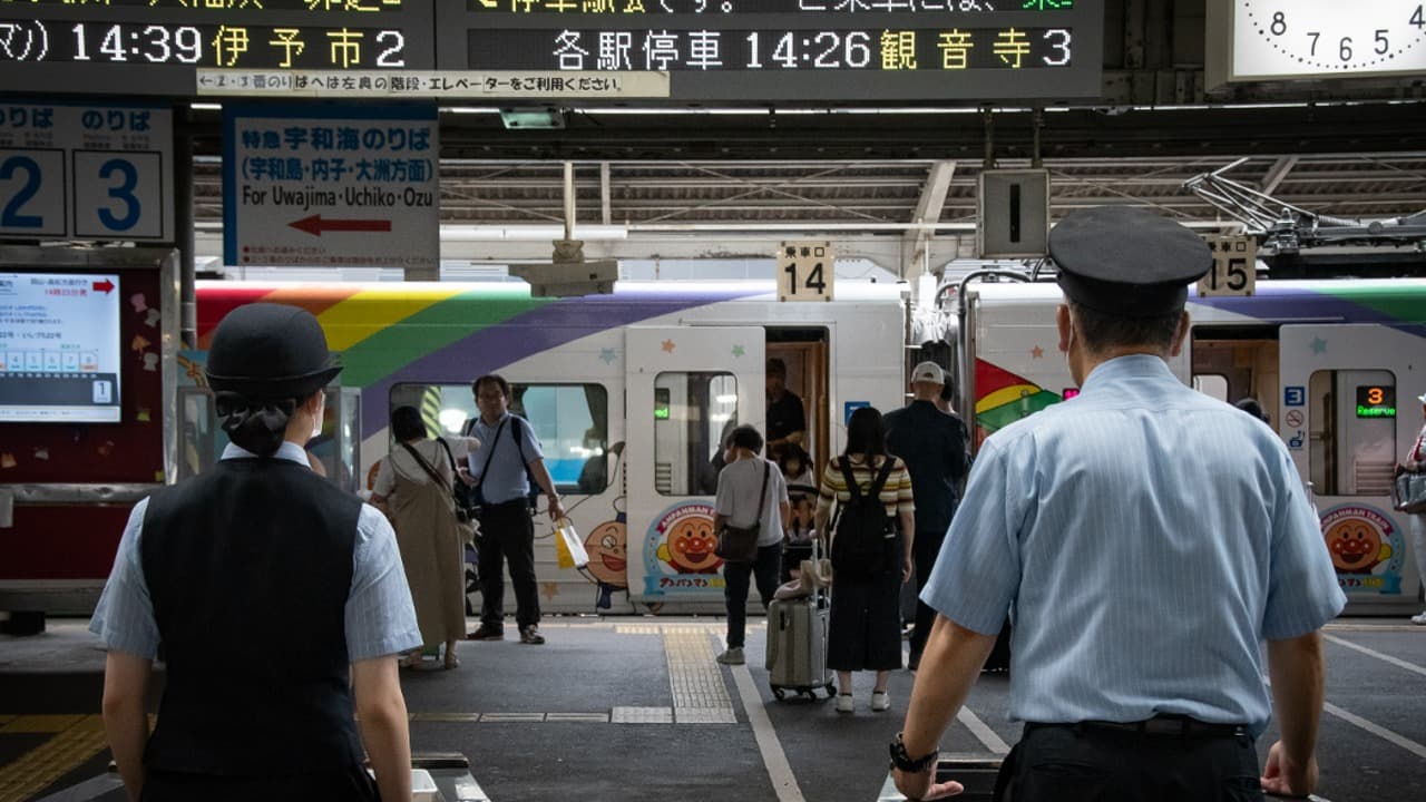 特急しおかぜ28号8600系 車窓 松山→伊予三島/