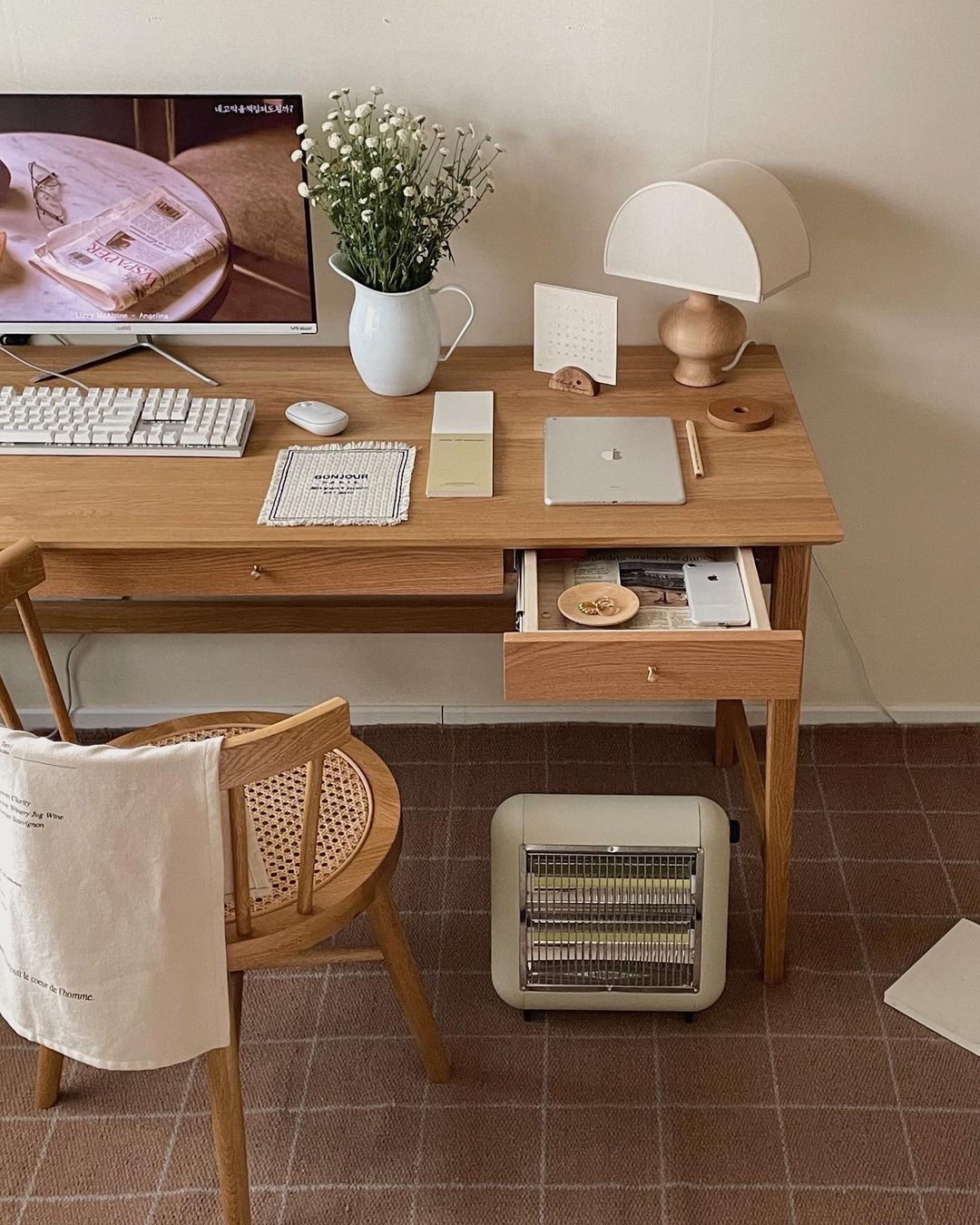 女子におすすめ、オフィスのデスク整理！ 収納ワザ&実例集収納All About