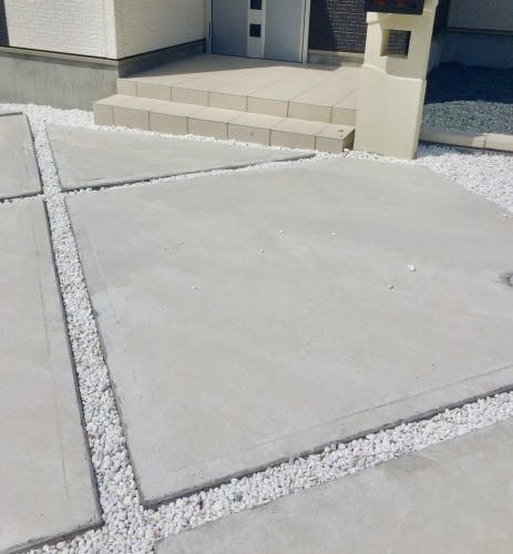 土間コンクリート 目地埋めの外構施工例 現場番号：44412- ファミリー庭園和歌山店