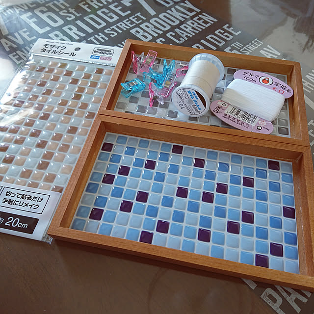 セリア 美濃焼のレトロな色合いのタイル。HanaBiBiのあみあみ手芸部ブログ