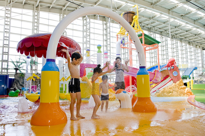 子どもとお出かけ】世界の大温泉「スパワールド」に行きました。 - 【創作びより】