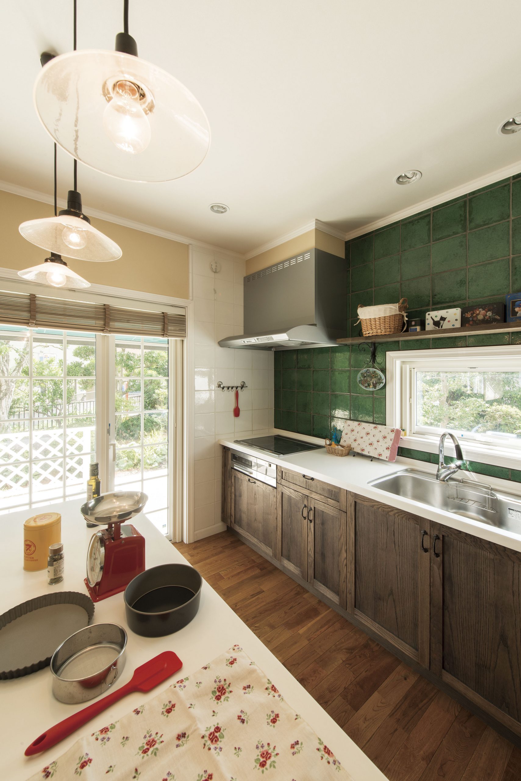 空間広々！間取りに余裕が生まれる「壁付けキッチン」５つの魅力 - リフォームタイムズ SUUMO -リフォーム・リノベーションのプロが発信する情報