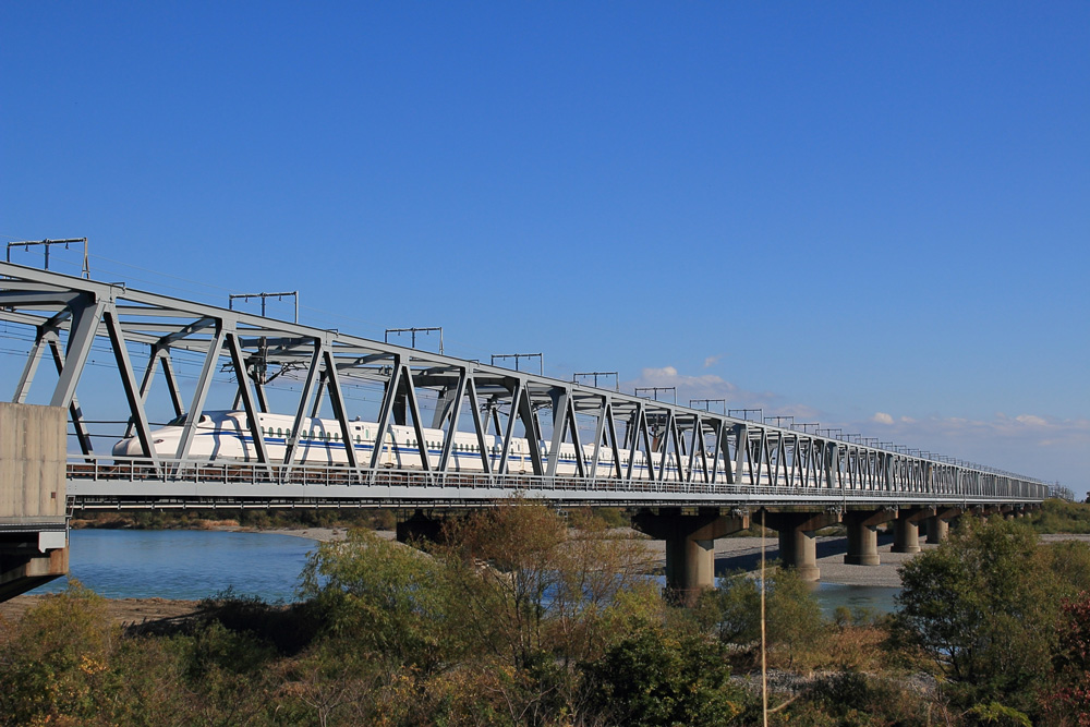 東海道本線は天竜川駅付近 企業専用線跡をブラブラ １ （２０２０年５月