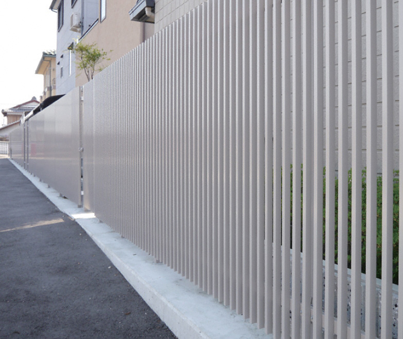 おしゃれな外構フェンス12選をタイプ別に紹介！選び方と施工事例10選