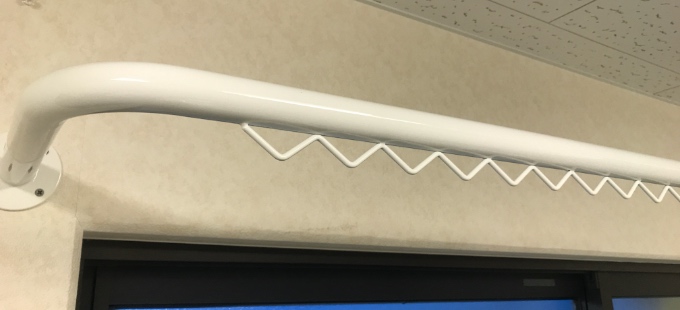 物干し 屋外 ベランダ 壁 壁掛け 物干し竿受け 物干し金物 物干金物 川口技研 ホスクリーン 腰壁用 HDS-55cm 収納型 スタンド2本1セット 30kgまで