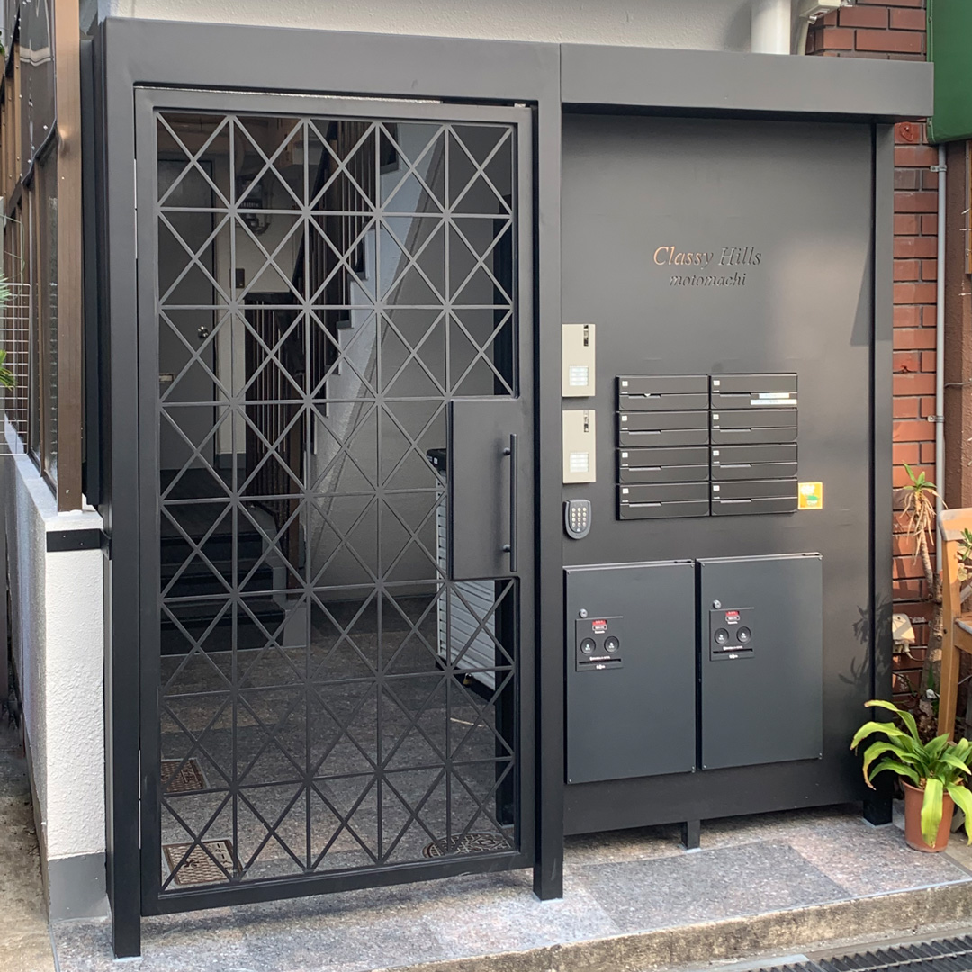 楽天市場 門扉 アルミ門扉 ロートアイアン風門扉 おしゃれ アイアン風 アルミ門扉 アルミ 門扉 門柱タイプ ファンセル 1型門扉 両開き 06-12鋳物 門扉 フェンス 三協アルミ送料無料: エクステリア関東.外構＆DIY専門店