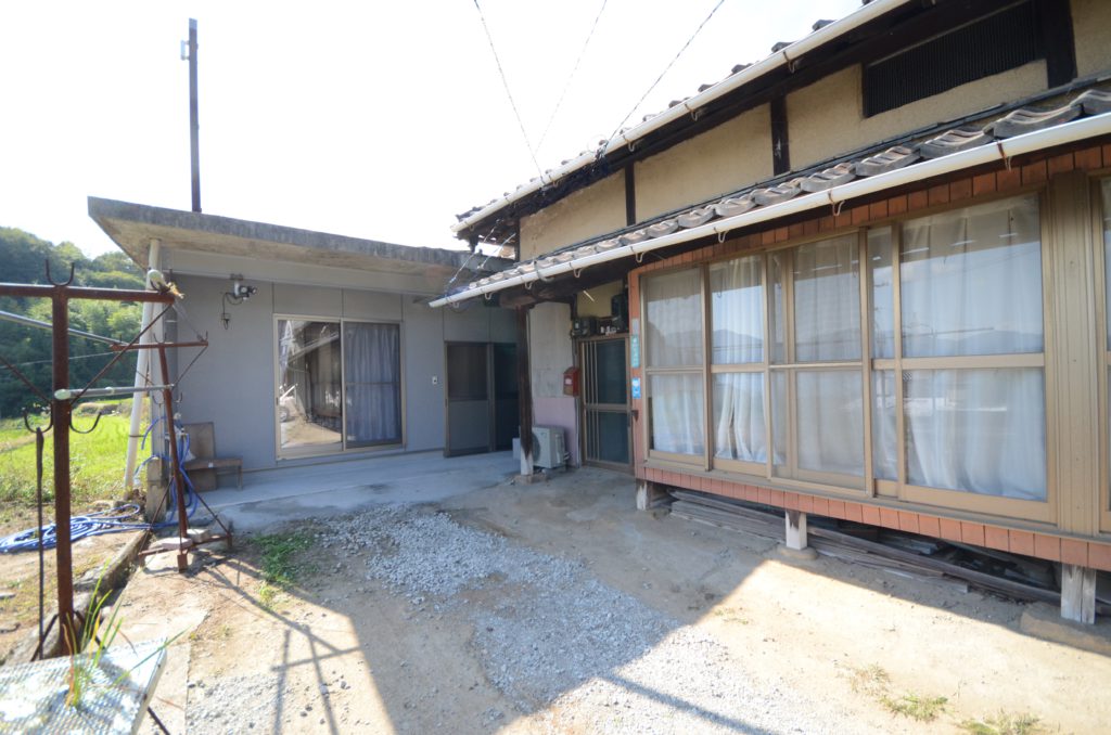 注文住宅で叶える！土間リビングのあるおしゃれな家 画像まとめ スタッフブログ愛知 三重 岐阜の注文住宅・新築戸建て ハウスクラフト