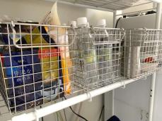 無印良品でつくるお風呂収納と掃除用品収納ここからくらし