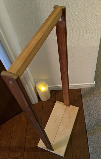 DIY キャンプで大活躍するハンガーラックを自作しよう！ 作り方・おすすめの使い方をご紹介 - ハピキャンキャンプ・アウトドア情報メディア