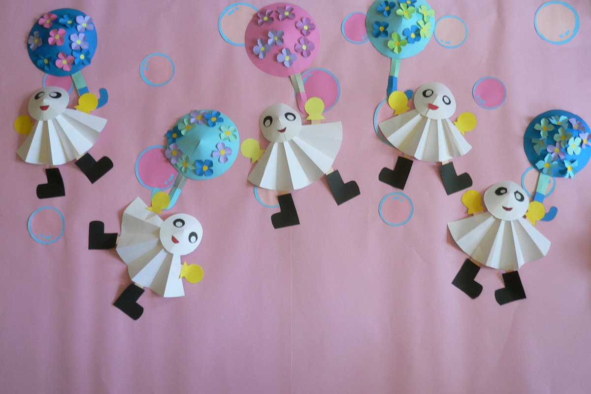 壁面製作「梅雨」！にじいろ保育園ブログ