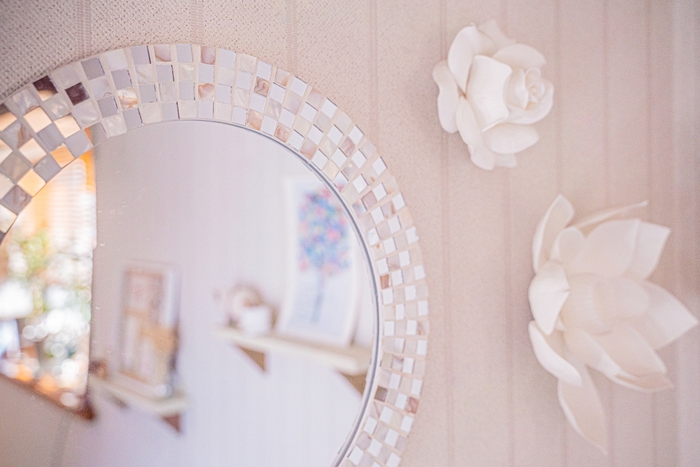 ２０年前の自社ドレッサーのリペア・再生・再塗装・鏡入れ替え・クッション張替え