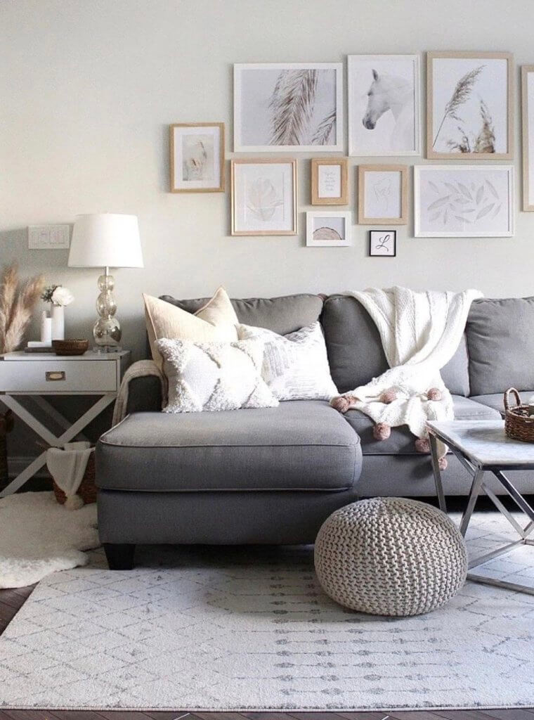 グレーがインスピレーションの源、リビングルームのアイデア14ELLE DECORエル・デコ